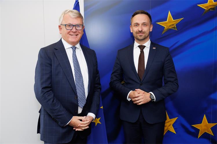 Slika /slike/2022/Bruxelles 27092022/e3b16da2-aaff-4722-9ac0-78ef4deddf13.jpg